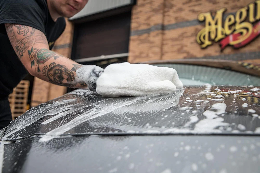 Meguiar's Microfiber Wash Mitt - Image 6